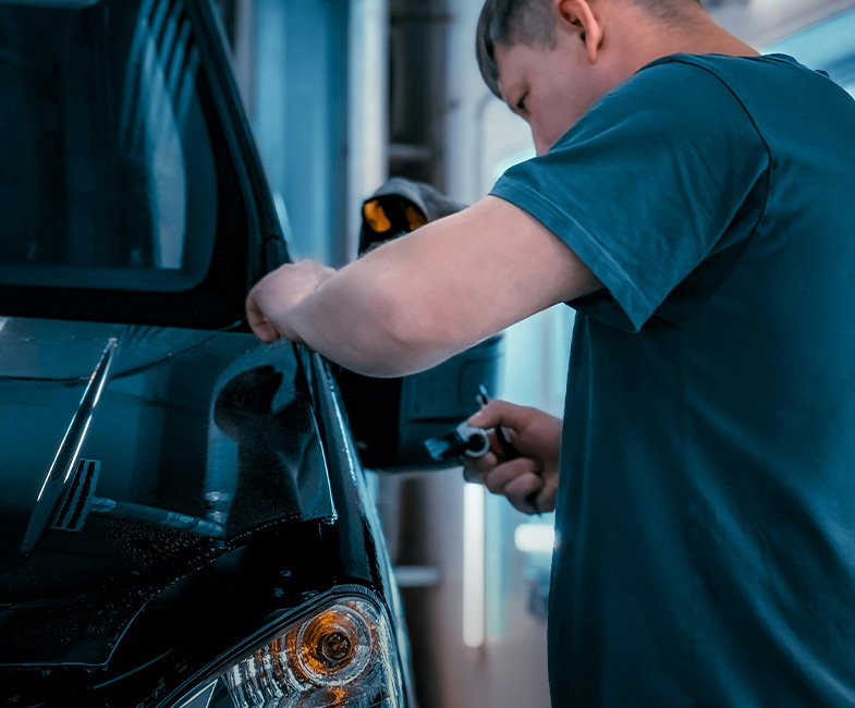 4S дилерские центры, сетевые автосервисы